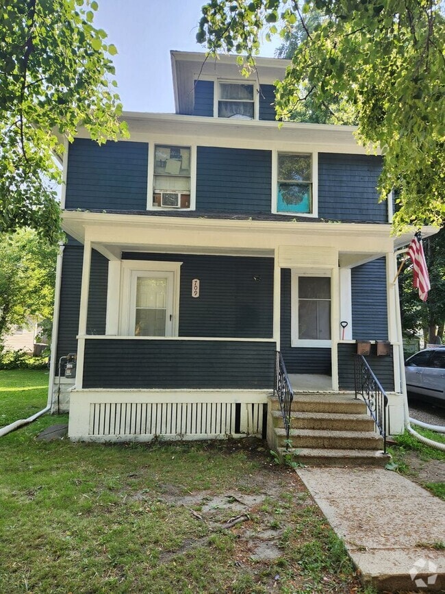 Building Photo - 709 N Park Ave Unit Lower Rental