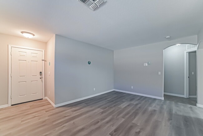 Photo - 12418 W Dreyfus Dr