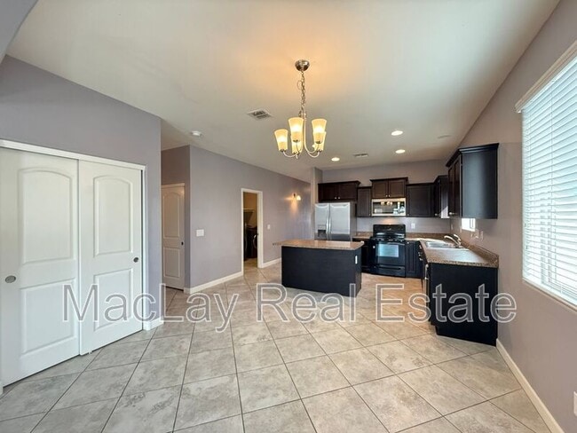Photo - 23849 W Tamarisk Ave