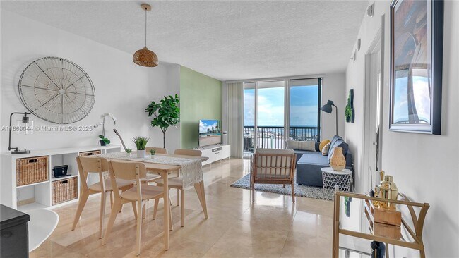 Photo - 1750 N Bayshore Dr Unit 4504