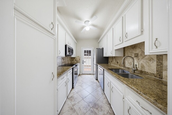 Photo - 727 Bunker Hill Rd Unit 34
