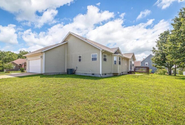 Photo - 125 Ridgeview Dr