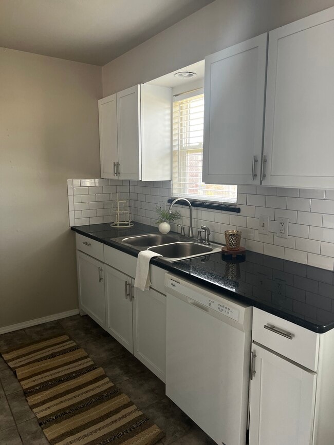 Photo - 43 Shirley Ln