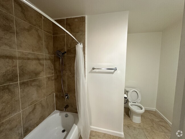 Building Photo - 509 Beryl St Rental