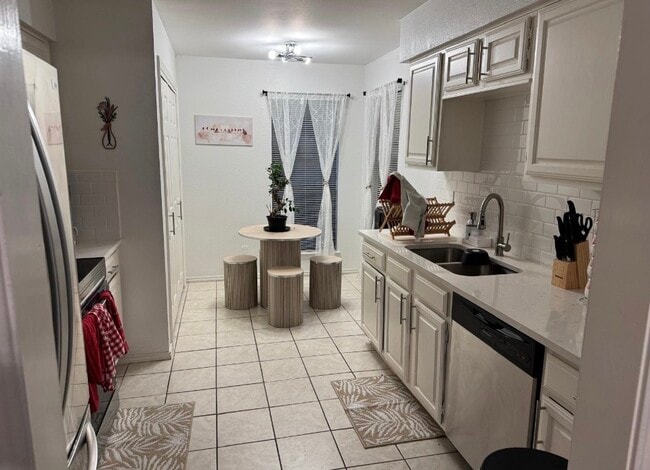 Photo - 1603 Brentwood Dr Unit Beverly oaks