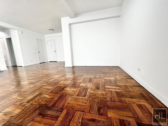 Photo - EAST 69 STREET Unit 10G