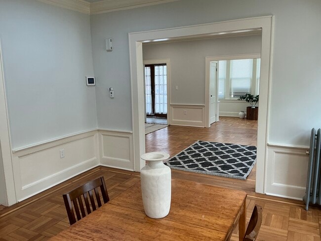 Building Photo - 176 Weequahic Ave