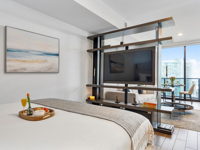 Photo - 398 NE 5th St Unidad ID1240588P