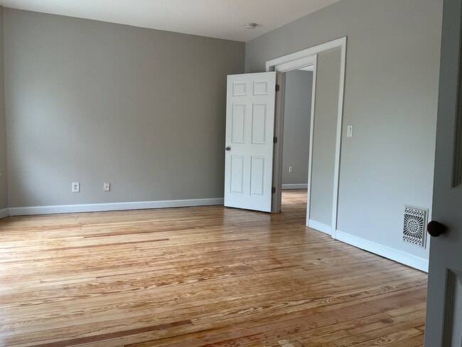 Photo - 134 Shelton Ave Unit 2