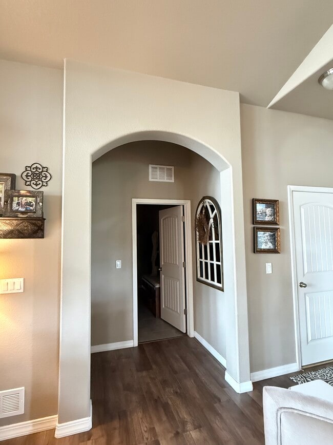 Photo - 5491 Paddington Creek Pl