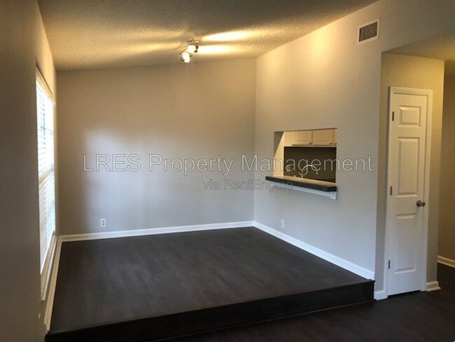 Photo - 1406 Northlake Dr Unit 1406