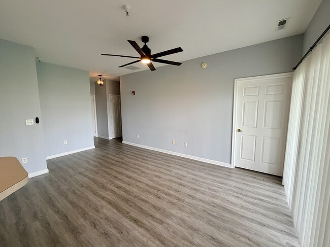 Photo - 2901 Heather Dr