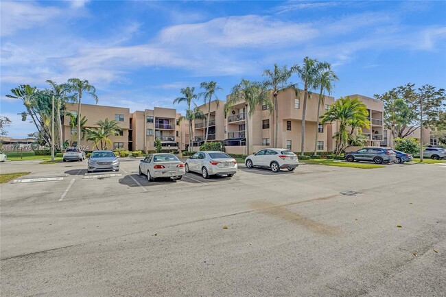 Photo - 10525 SW 112th Ave Condominio Unidad 302