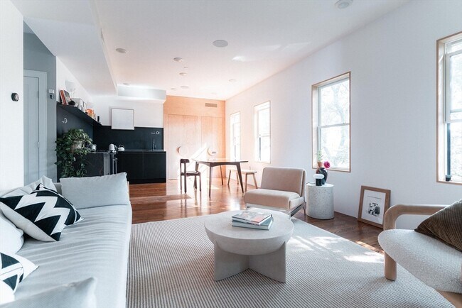 Photo - 8 Anthony J Grieco Ter Unit 3