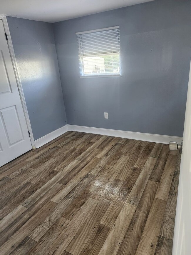 Photo - 1707 Reynolds Rd Unidad #08-MH