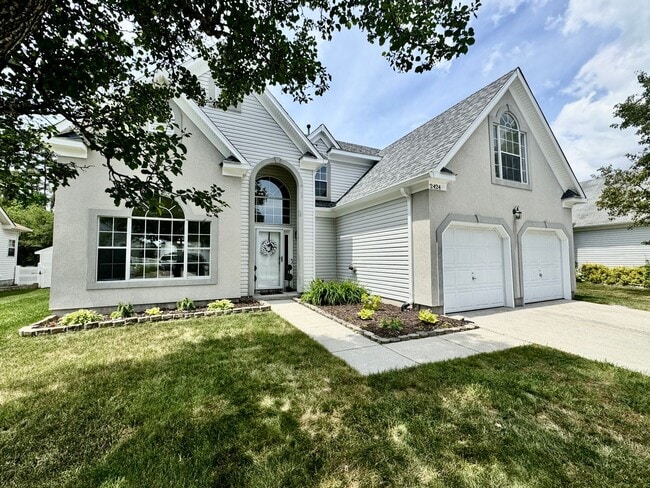 Photo - 4-Bedroom Home Castleton Ready 07-16-26! A Pet-Friendly Home - All Appliances - Fenced Yard - Exc...