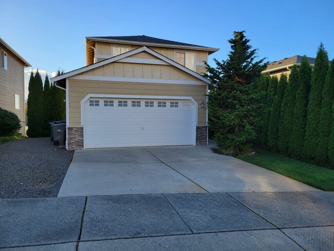 Building Photo - Suburban Serenity Nestled in the Heart of Lake Stevens