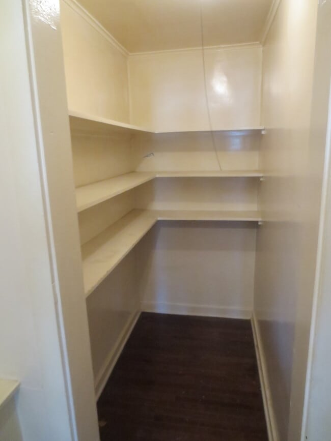 Photo - 339 Hemlock Dr