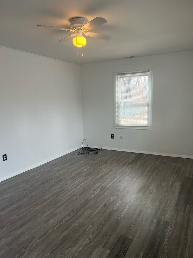 Photo - 609 N Stonestreet Ave