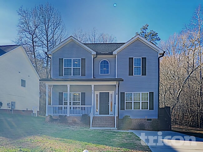 Photo - 465 Hunter Way