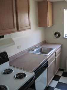 Photo - 105 E John St