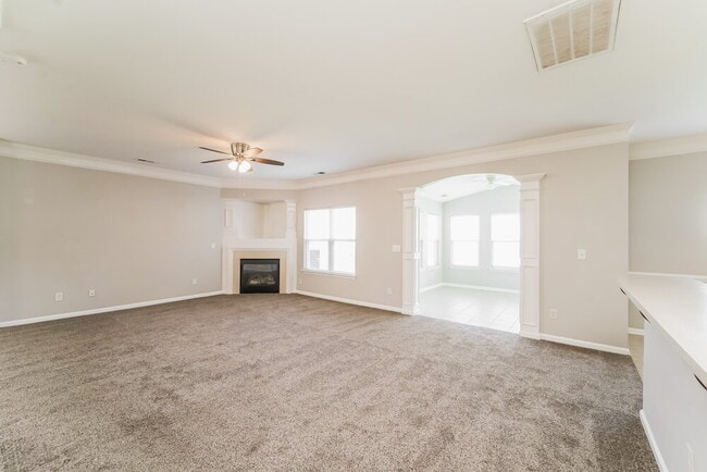 Photo - 620 Wrayhill Dr