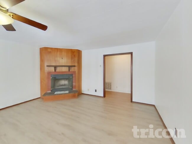 Photo - 2414 Garden St