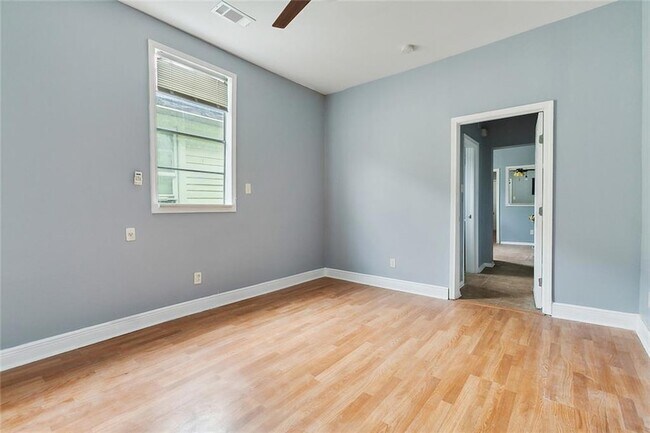 Photo - 8927 Hickory St