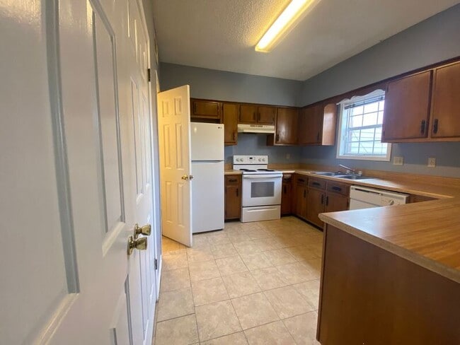 Photo - 3736 Deer Crossing