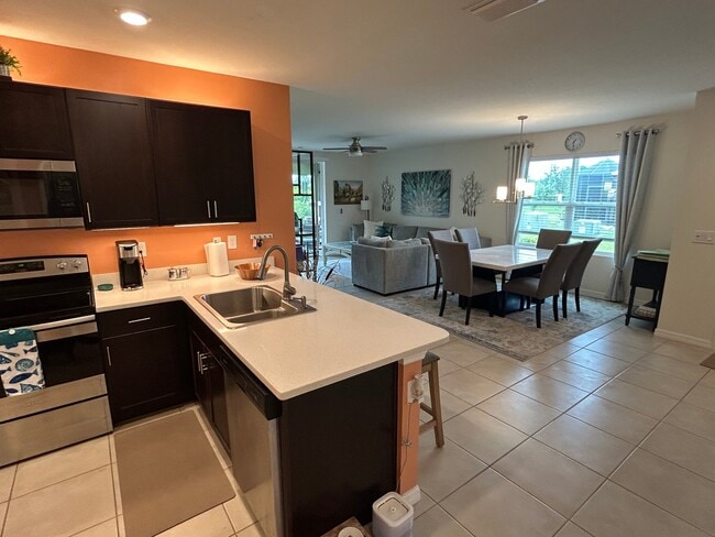 Photo - 25208 E Lenox Cir