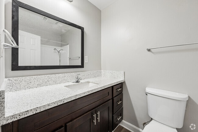 2BR, 2BA - 1015SF - Second Bathroom