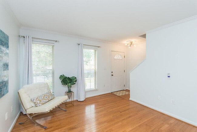 Sala de estar - 415 Marquis Ave Unidad 105