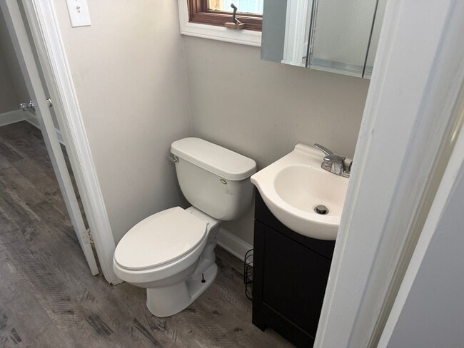 Photo - 5200 Amity Pl