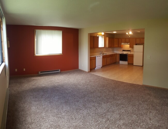 Photo - 3043 18th St S