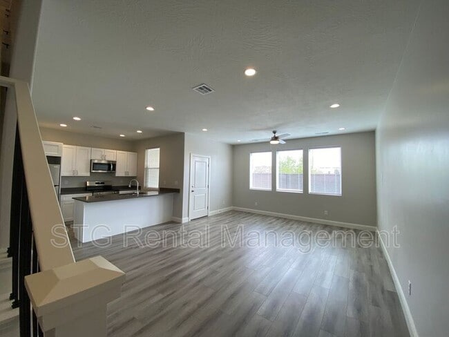 Photo - 4375 W 1200 S