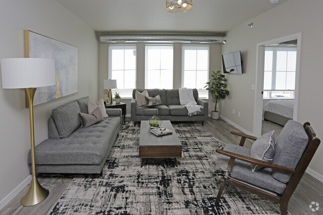 1BR, 1BA, Model - 646 SF - Cathedral Lofts