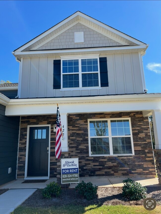 Photo - 422 Janie Cir