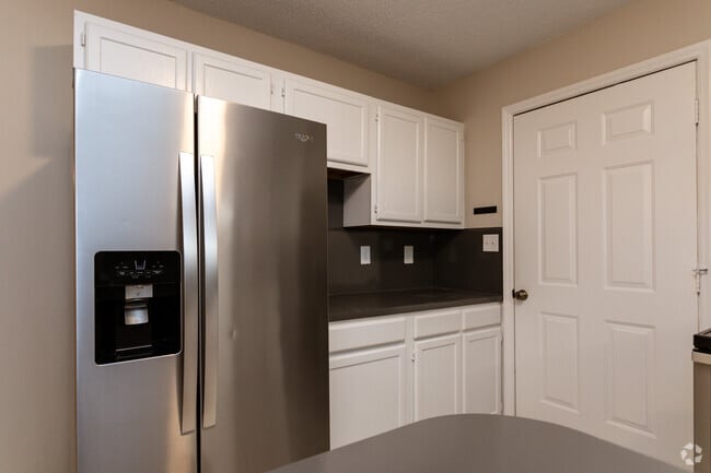 1BR,1BA - Apartments on 20th