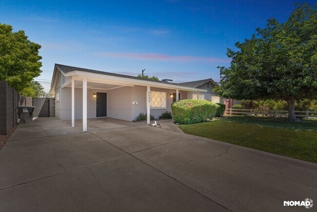 Building Photo - Charming 3BR House in Scottsdale