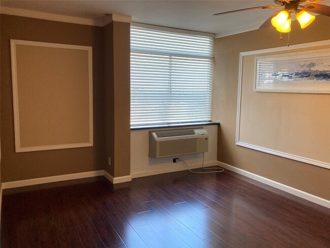 Building Photo - 7520 Hornwood Dr Unit 1204 Rental