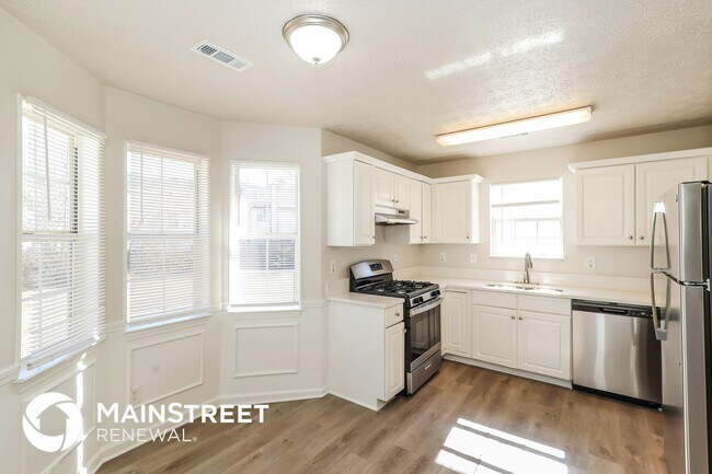 Photo - 145 W Village Ct