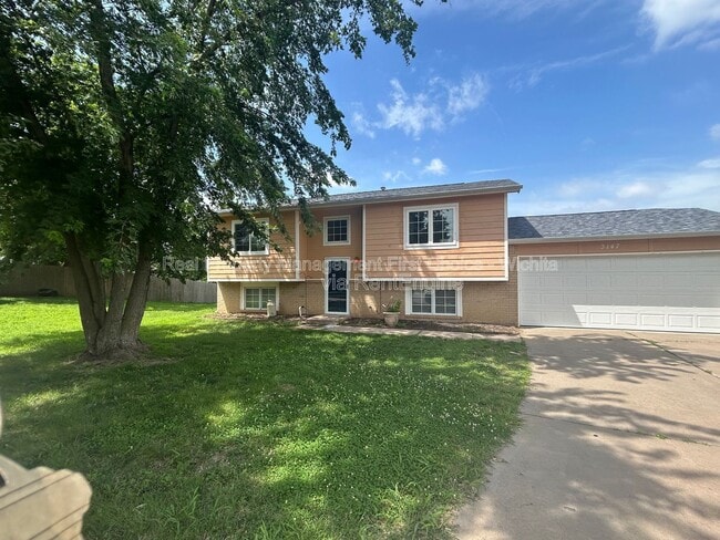 Building Photo - 3147 Brookfield Ct
