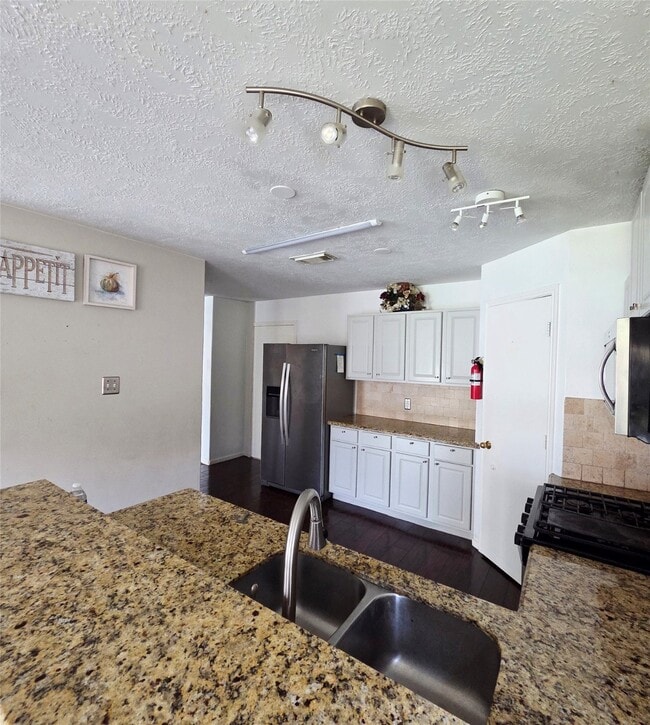 Photo - 14855 Dorray Ln