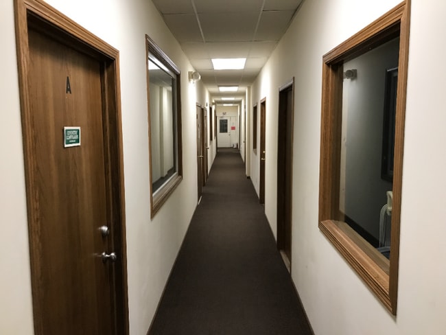 Photo - 351 Chicago Rd