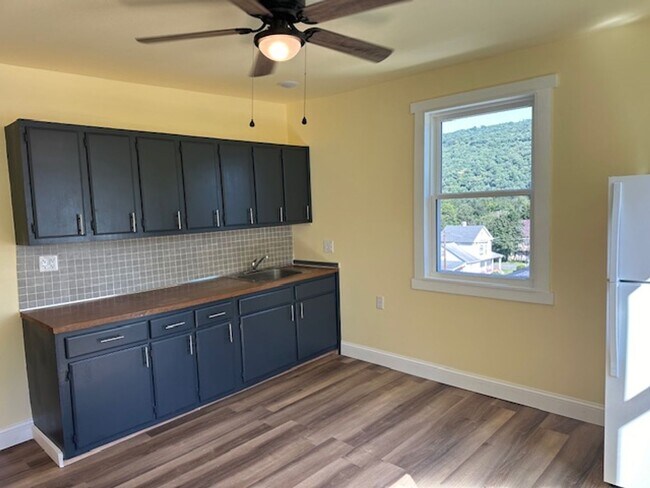 Photo - Line Mountains School District 2nd Floor 2... Unit 4