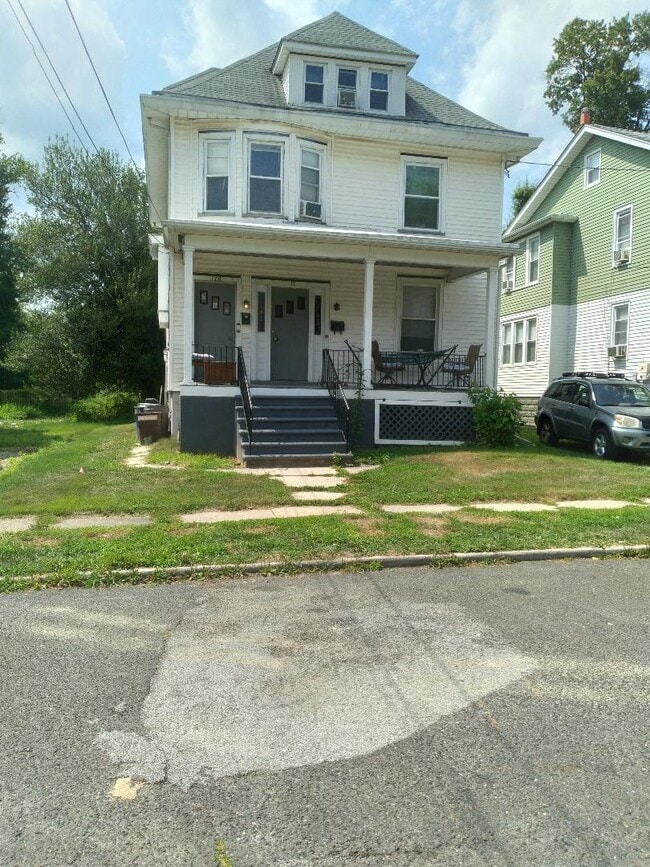 front - 17 W Madison Ave Unit B