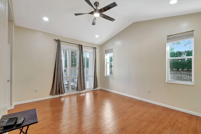 Photo - 6172 Oak Bluff Way