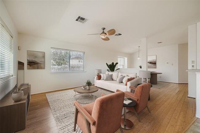 Photo - 1101 Tudor House Rd