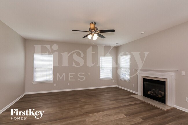 Photo - 2003 Cornflower Ln