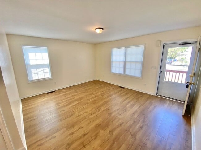 Photo - 93 Orleans St Unit 93